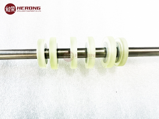110000137b Μέρη μηχανών ATM Hyosung 5600 Hcdu Stacker Roller Shaft 731000070955